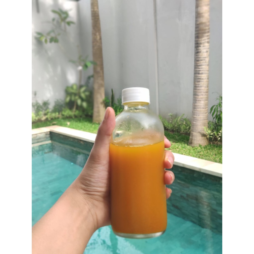 

HOMEMADE Jamu Kunyit Asam - Kunyit Asem - Wedang Jahe 250 ml - Imun Booster - Anti Corona