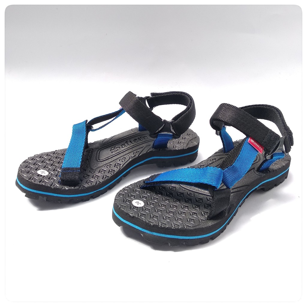 Sandal Gunung Wanita Hitam Koleksi Rina Sandal Gunung Wanita Hitam Koleksi Rina