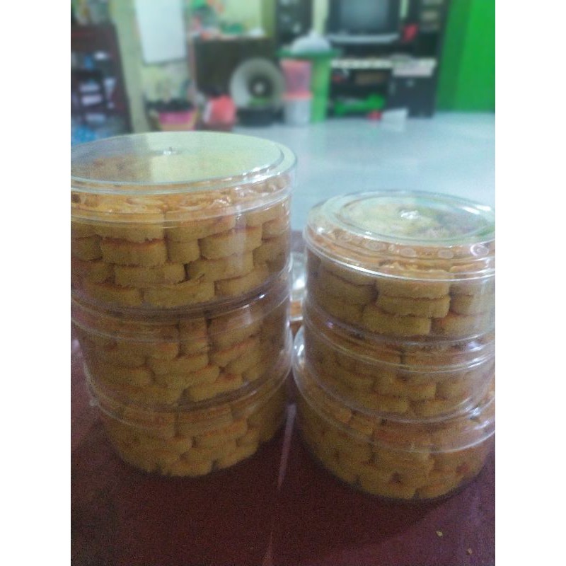 

Kastengel/kue keju/cookies/kuker keju premium kemasan 250gr