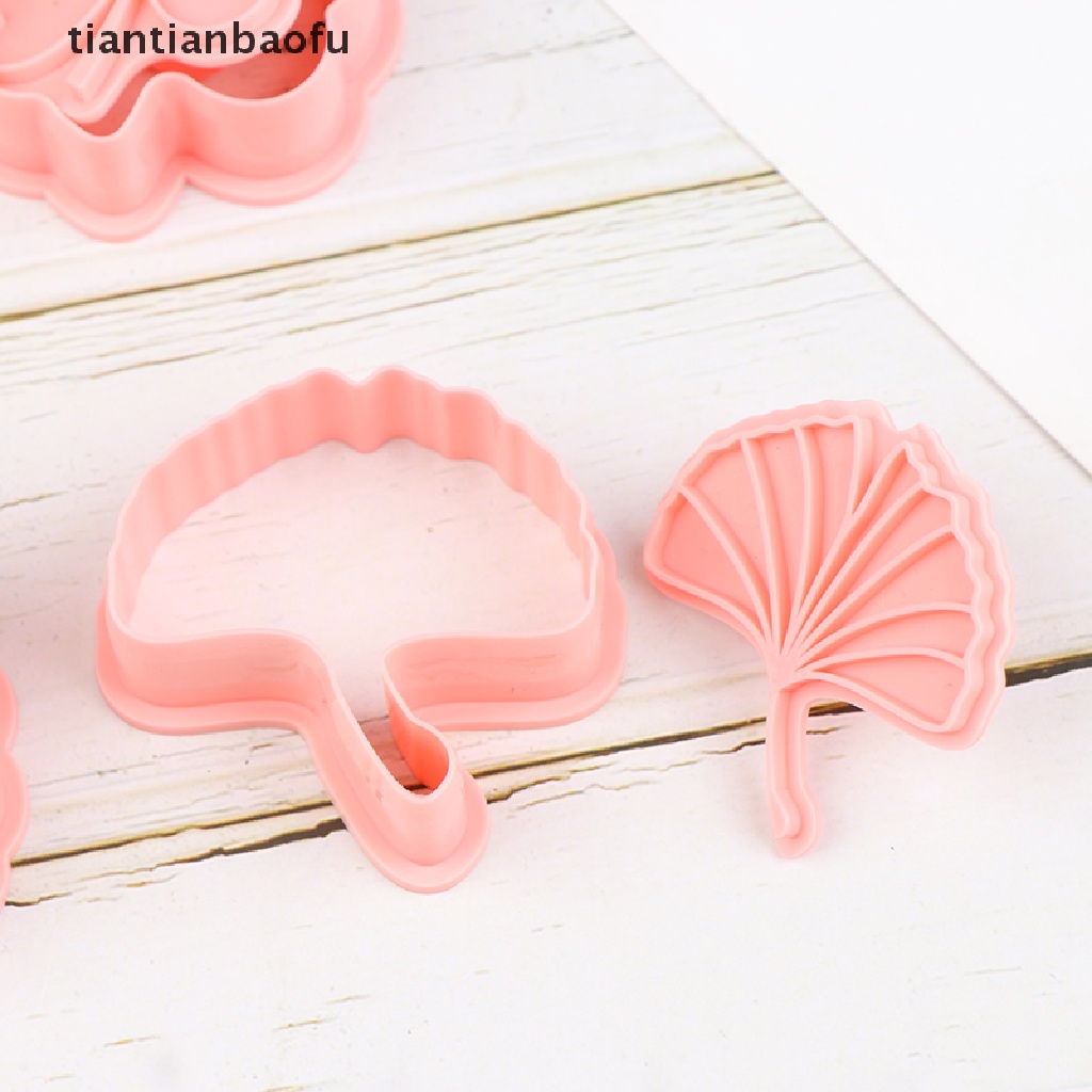 8pcs / set Cetakan Pemotong Kue / Biskuit Bentuk Daun 3D