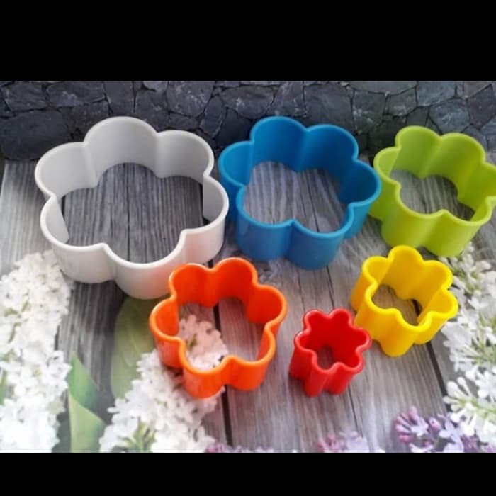Jual cetakan kue kering bunga plastik / ring cutter plastik /cutter ...