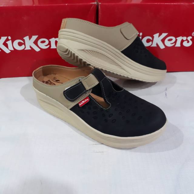 Sepatu sandal slop KICKERS wanita