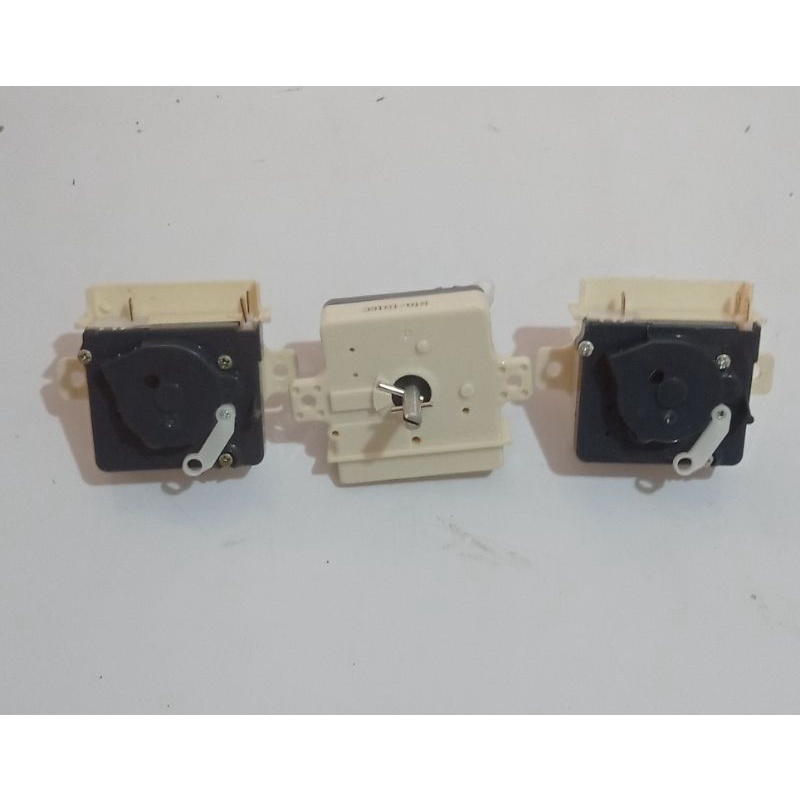 TIMER MESIN CUCI SOKET 3PIN  TOSHIBA DAN LAINNYA