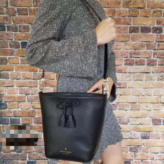 Kate Spade Hayes Street Vanessa leather bucket bag tas original authentic asli hitam black