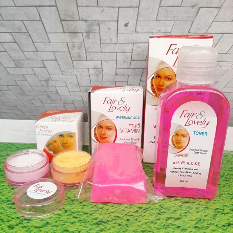 PAKET CREAM FAIR LOVELY 4IN1