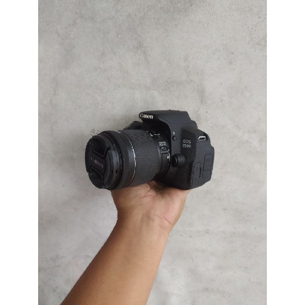 Canon 700D Kit STM Mulus - DSLR Layar sentuh LCD Flip - setara 600D 650D 750D Bergaransi Bekas Secon