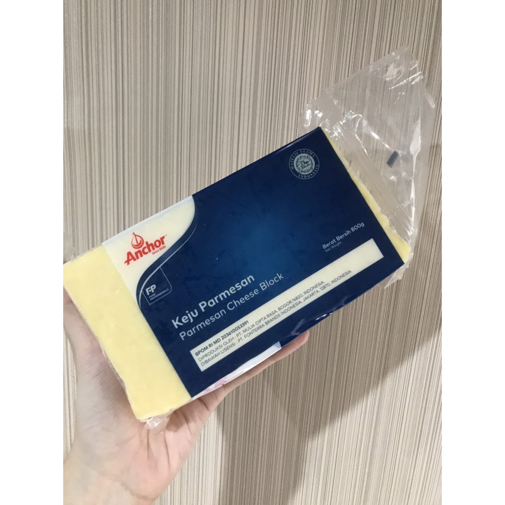 

ANCHOR Keju Parmesan Cheese Block Blok 800 gr
