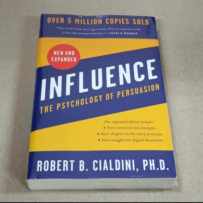 Buku Import Influence : The psychology of persuasion - Robert Cialdini