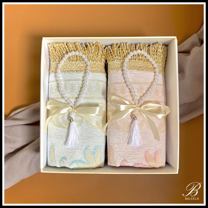 

Termurah - Hampers Kado Nikah Sajadah Couple/Hampers Sajadah Premium - Seri A