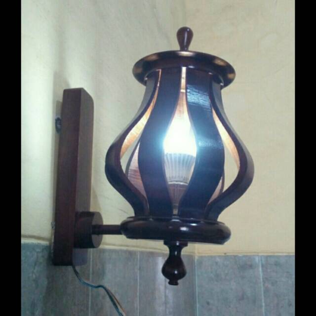 Lampu Hias Lampu Tidur Tempel Tembok / Dinding Ruangan Kamar Teras Kayu Jati Model Keranjang Lampion