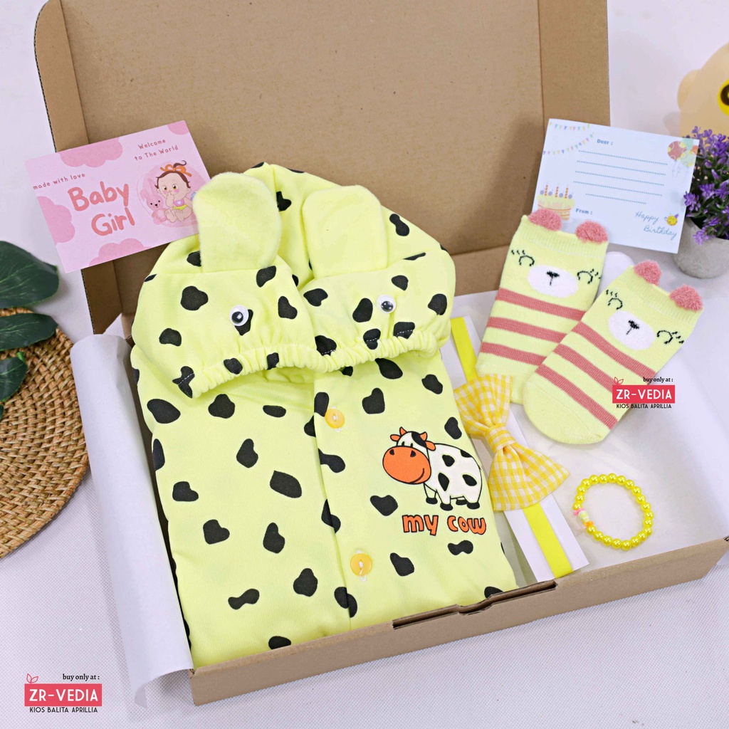 [SMILE] Hampers Jaket Baby Girl 0-12 Month / Kado Lahiran Bayi Perempuan Hadiah New Born Gift Bulan