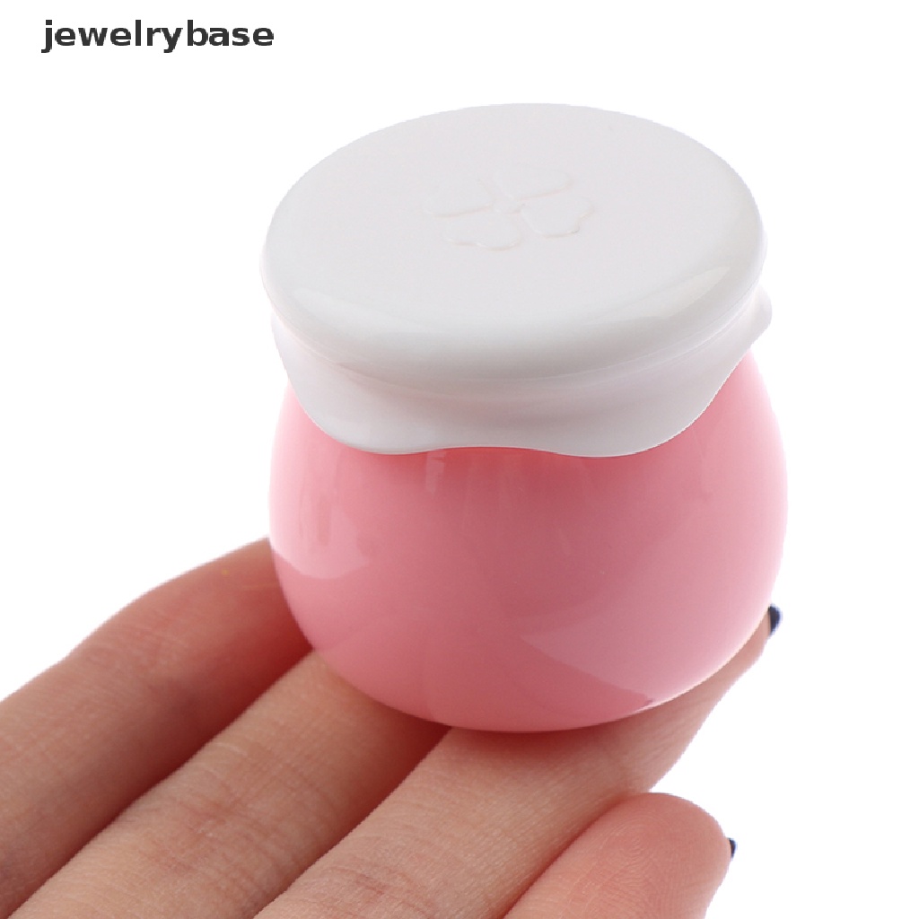 (Base) 10g Botol Kosong Bahan Plastik Untuk Krim / Lip Balm