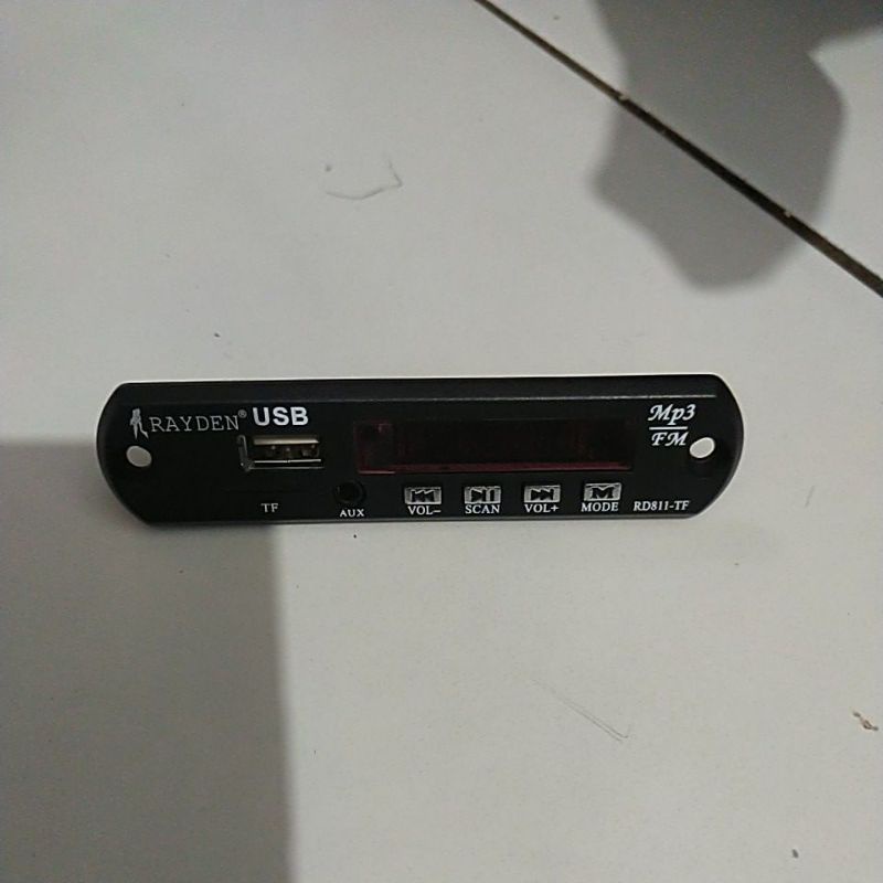 Kit modul usb mp3  dan micro sd#radio fm.kita kirim sesuai stok yg ready