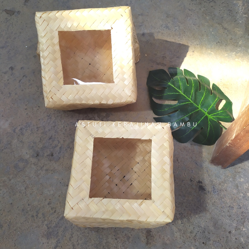 Besek Mika Blicing 25 x 25 cm/Besek Bambu Blicing/Besek Tradisional