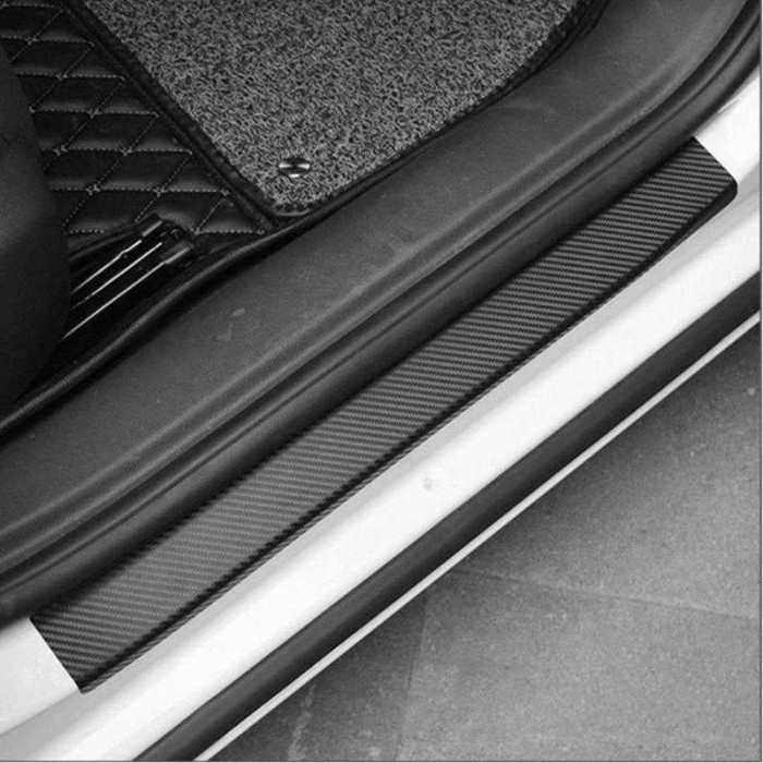 Cuci Gudang Stiker Vinyl Carbon Fiber Anti Gores Mobil 4PCS