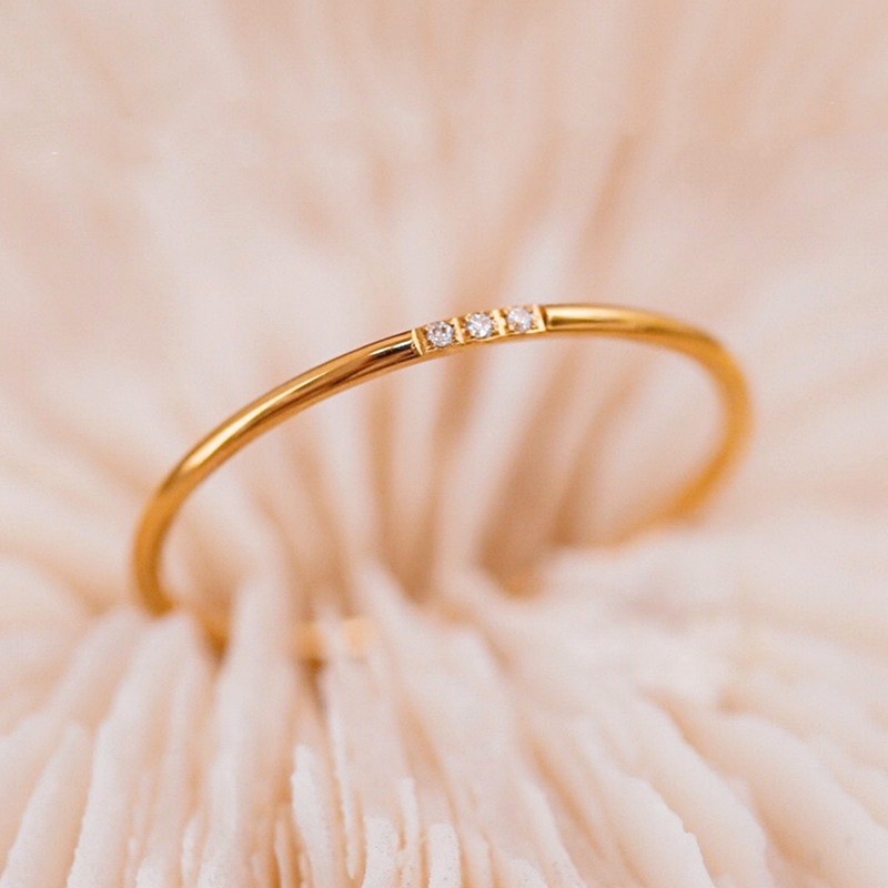 Cincin Titanium Wanita Anti Karat Asli Premium Cincin Berlian Klasik Emas 18k Korea Aksesoris Wanita