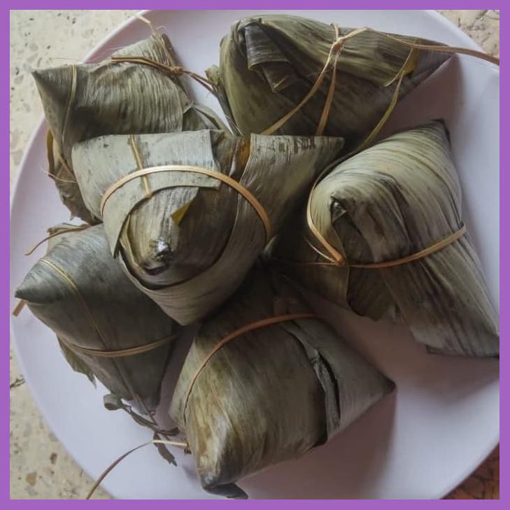 

BACANG KETAN ISI DAGING BABI ENAK DAN LEZAT
