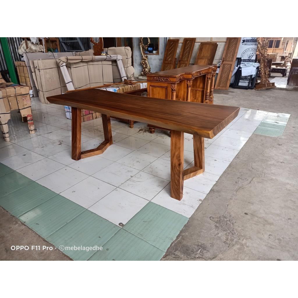 meja makan kayu trembesi solid