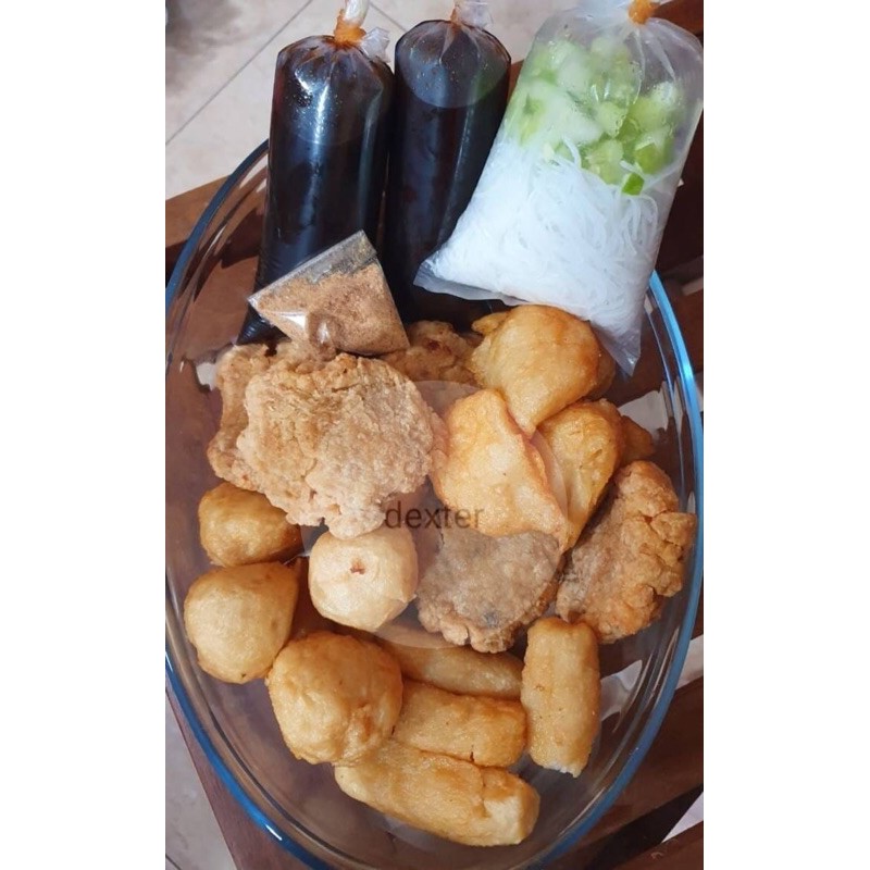 

Pempek Kapal Selam Kecil telor mentah palembang