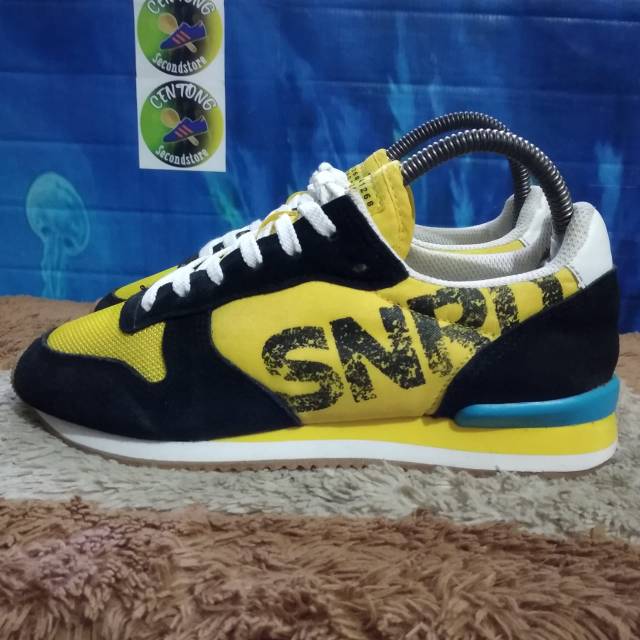 Sepatu snrd size 38