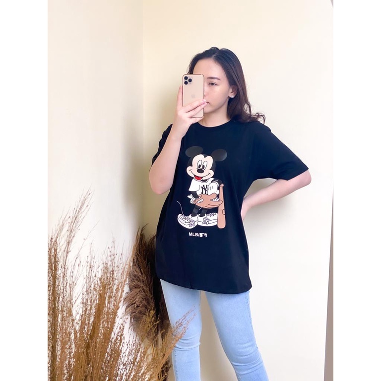 Kaos Oversize Wanita Bahan Cotton Combed 30s Kaos Wanita Lengan Pendek