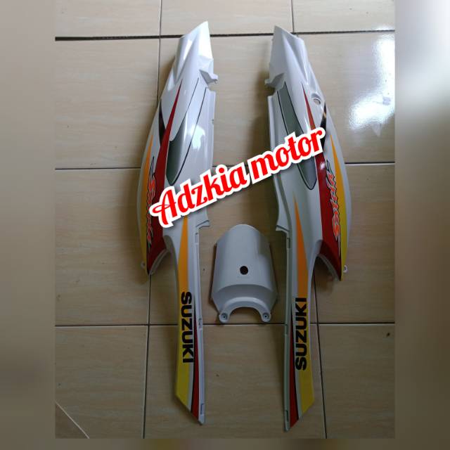 Body belakang satria hiu Malaysia satria 2tak lscm putih