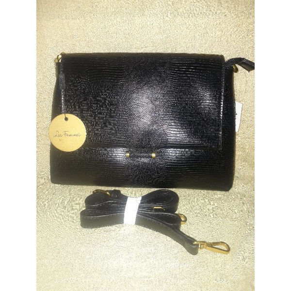 Les Femmes Sling Bag