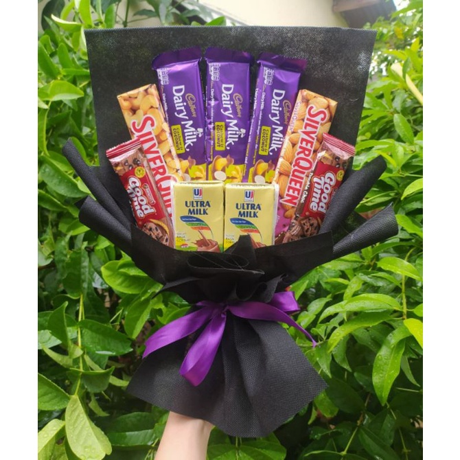 (S) Buket COKLAT SUSU ULTRA GOOD TIME MANIS CANTIK/paket/bingkisan Snack Ulang Tahun/Ultah/ Wisuda/Kado/Hadiah