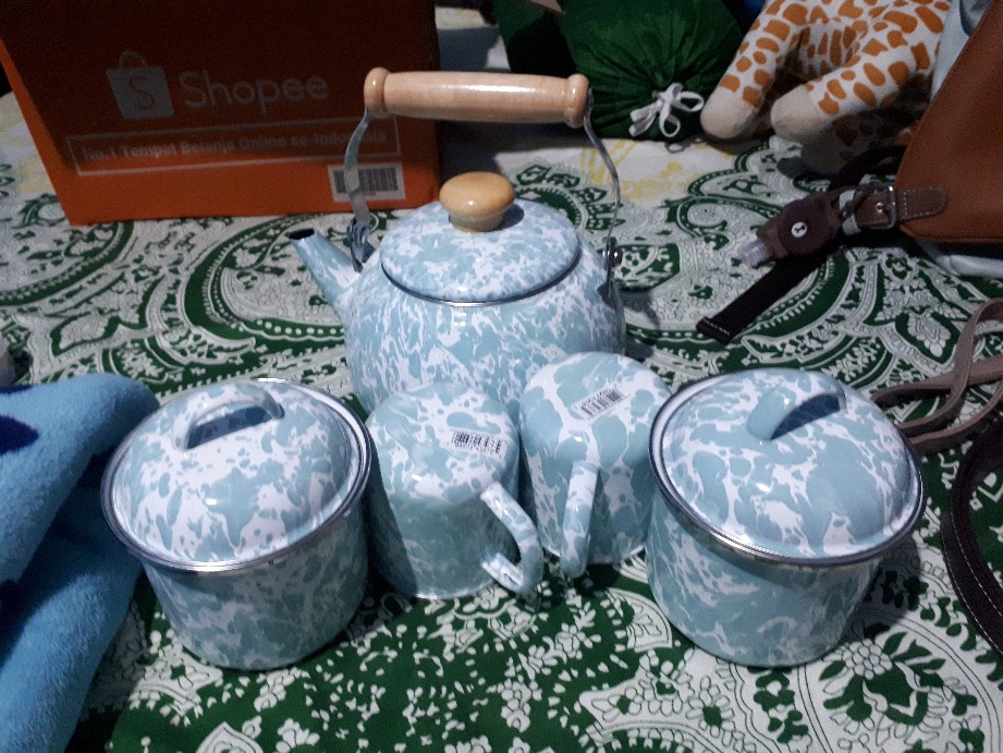 Kedaung Rome Swirl Teko Teh / Tea Kettle Sea Glass