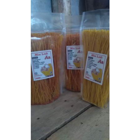 

MIE LIDI /MAKANAN RINGAN/KEMASAN 70 GRAM