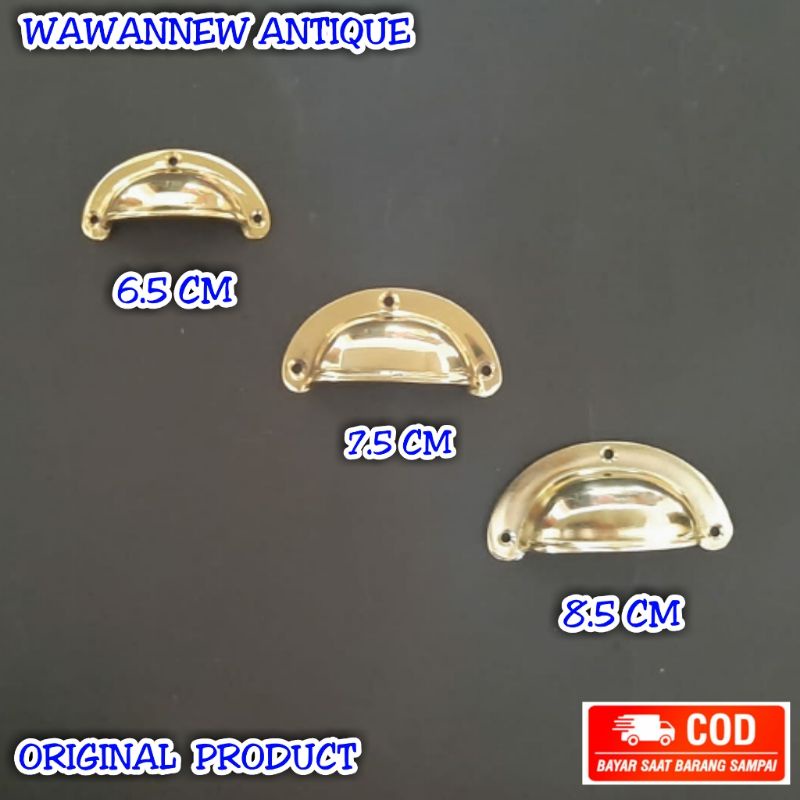 Handle / Tarikan Laci Lemari Jendela Pintu Rumah Kuningan Antik Motif Kerang Polos 7.5cm