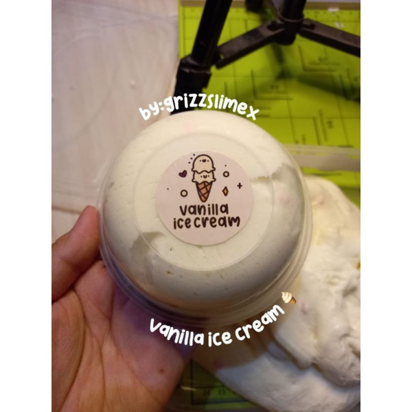 

vanilla ice cream||bygrizzslimex