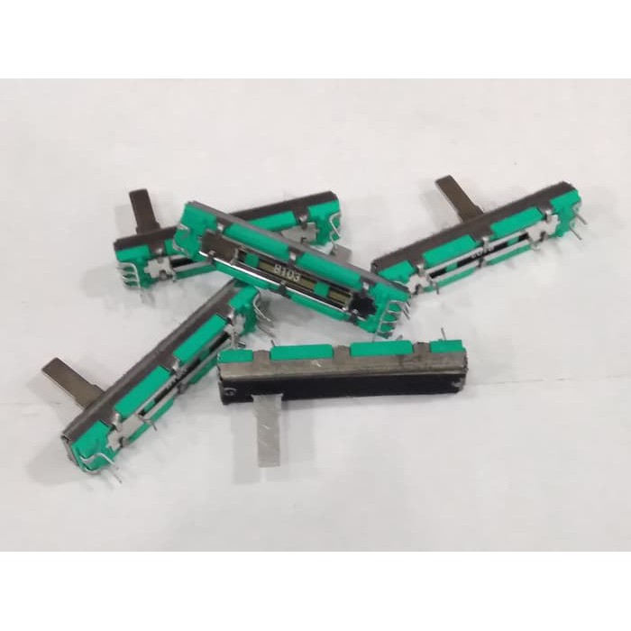 Potensio Geser Insulated B10K 4×2 Pin 4,5 Cm