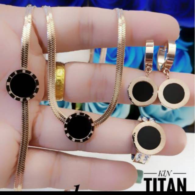 Titanium set perhiasan 1510