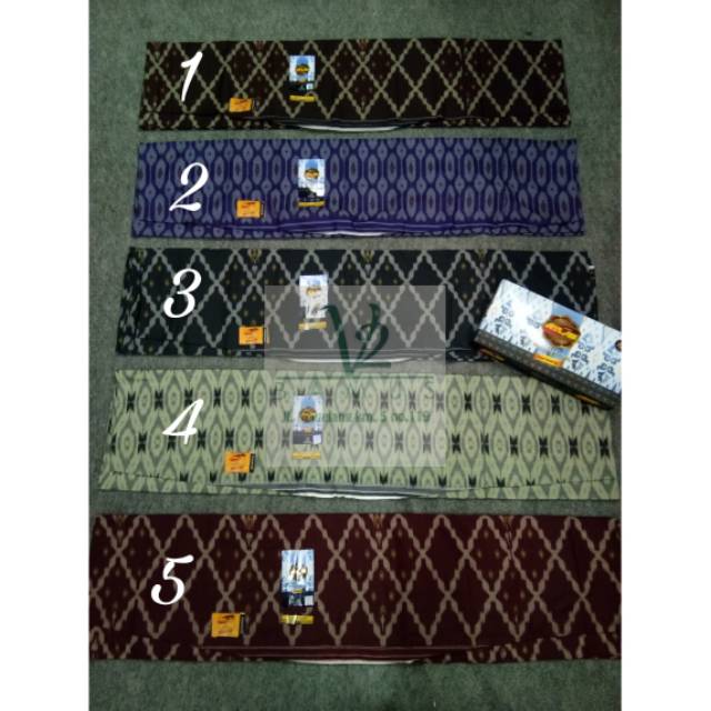 Sarung Atlas Idaman Kembang Flamboyan