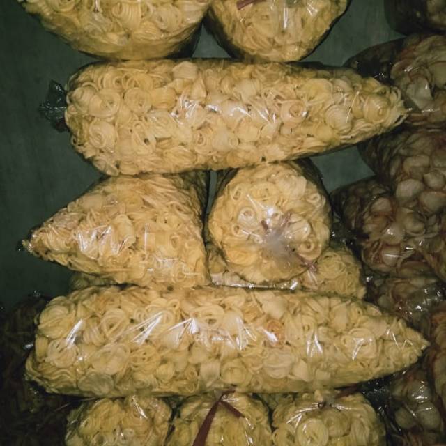 

KRUPUK KERANG RENYAH 1KG