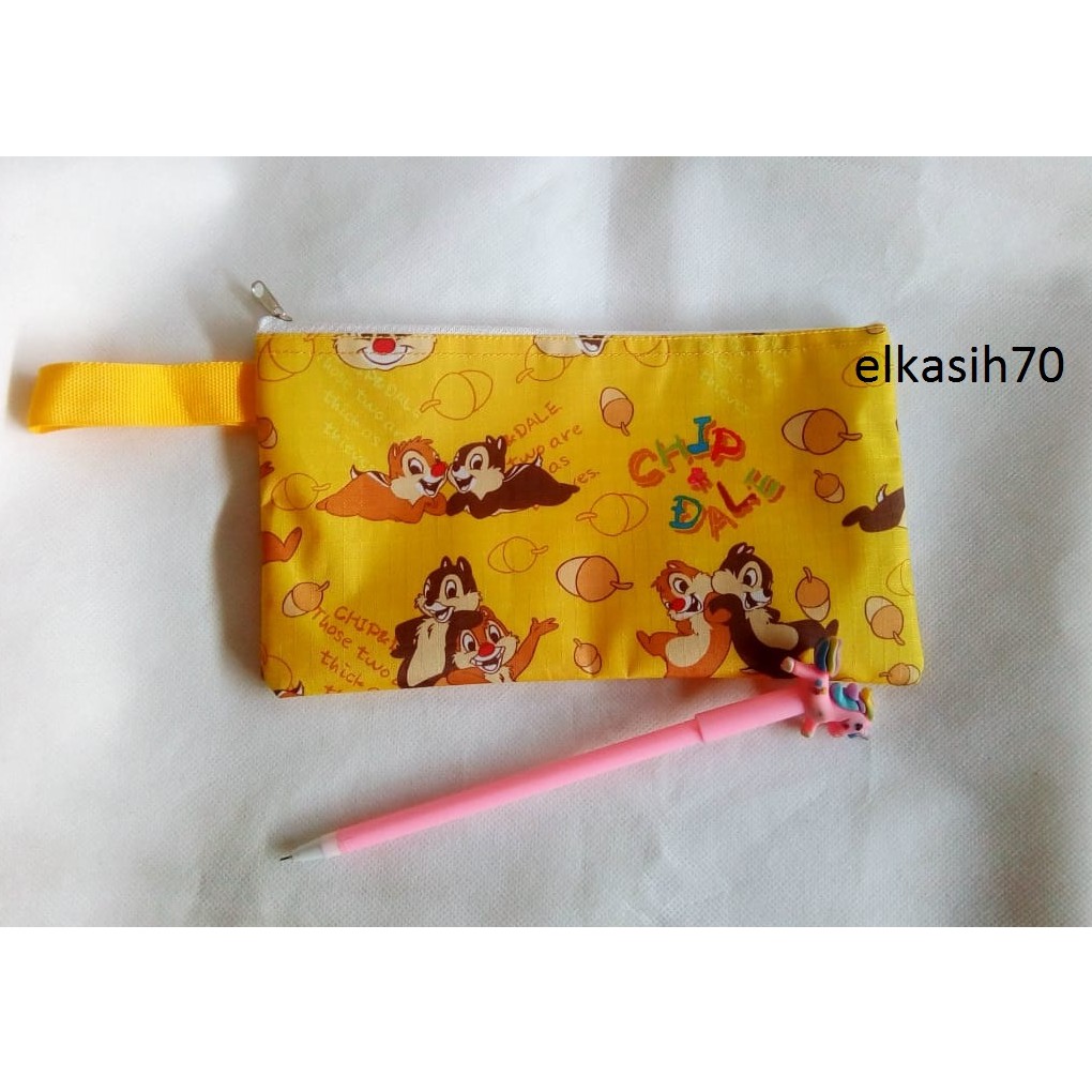 

Tempat Pensil Chipmunk