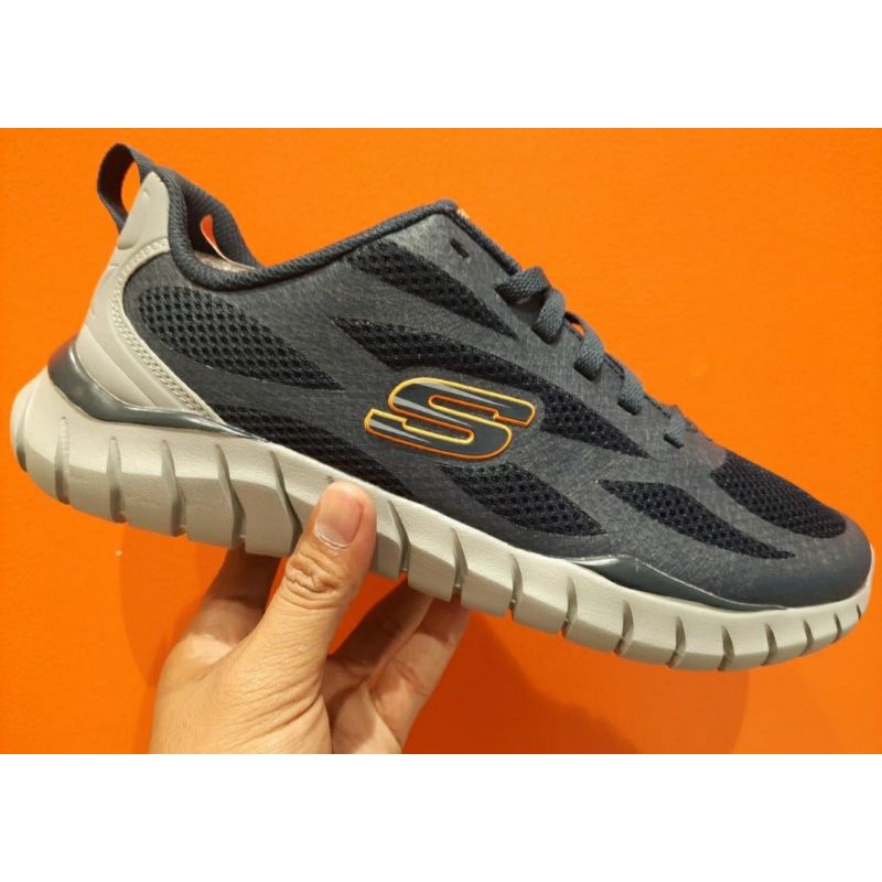 sepatu running skechers original
