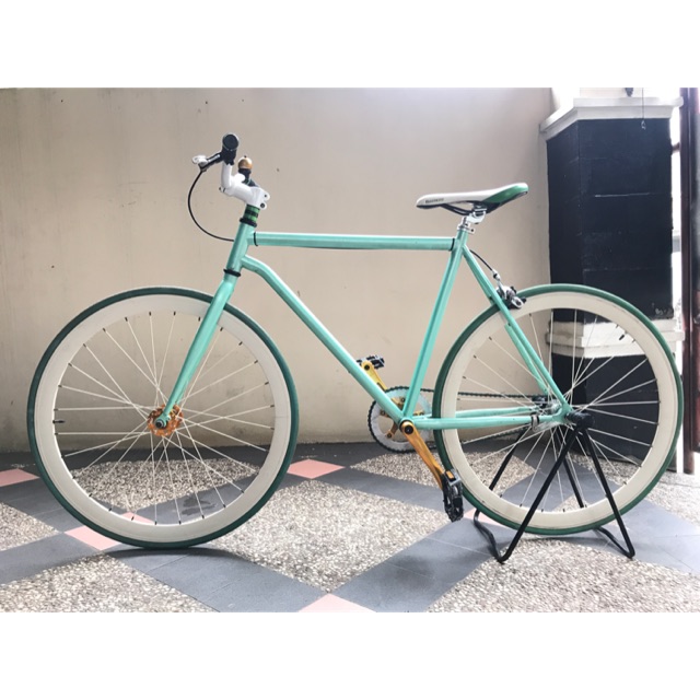 Sepeda Fixie Bekas Hijau Tosca