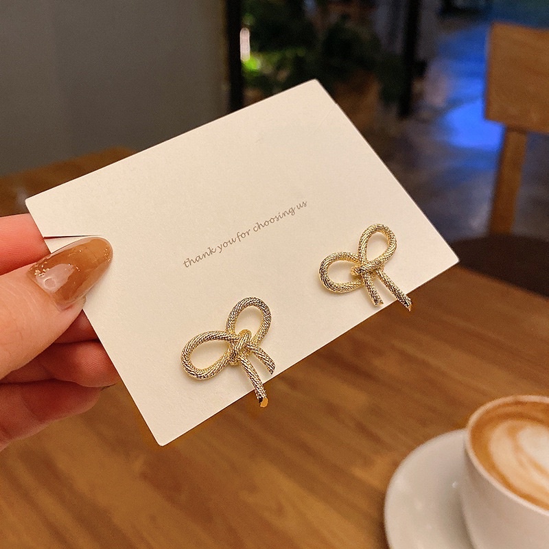 ANTING TUSUK GIWANG PITA