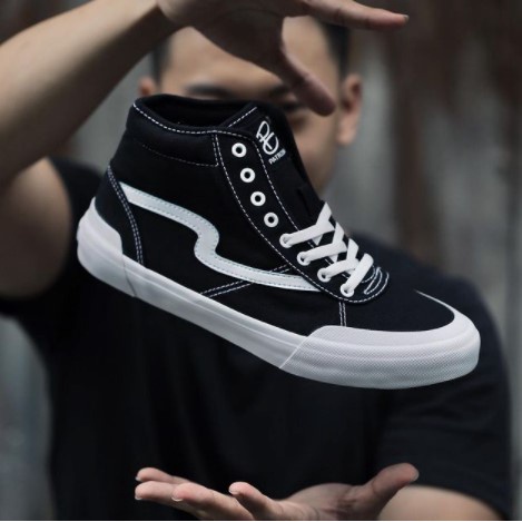 SNEAKERS PRIA ORI SNEAKER PATROBAS ORIGINAL - Sepatu Sneakers Pria Original High Black White