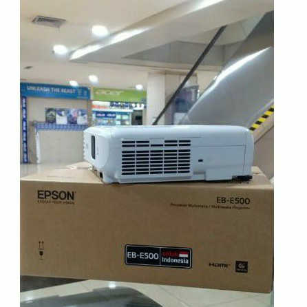 proyektor epson eb-e500