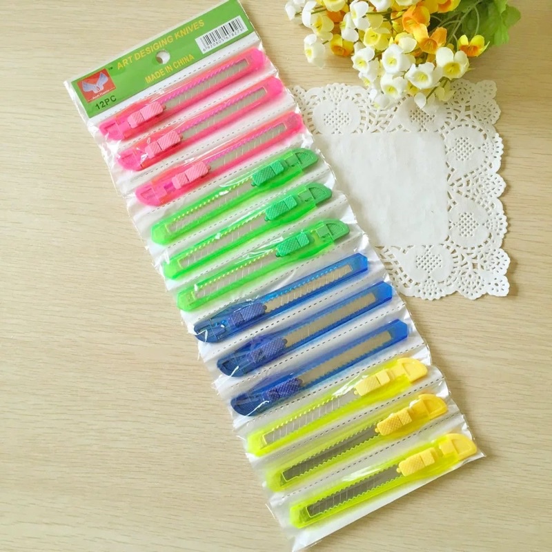 

(12 pc) CUTTER KECIL RENTENG GROSIR TRANSPARANT