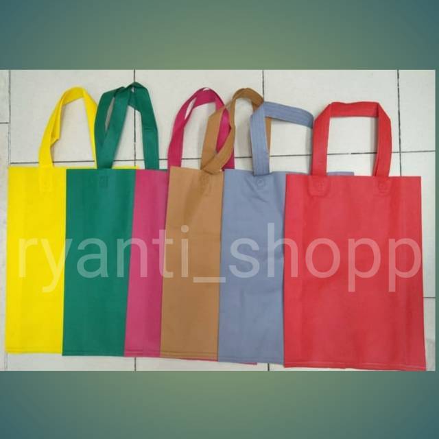 Tas Spunbond 75gsm uk 38x45x8  / Tas spunbond / tali / kain / press / kantong / goodieBag / souvenir/ tas polosan