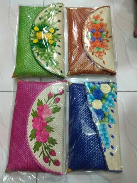 TERMURAH! TERLARIS! ENVELOPE CLUTCH BAHAN ROTAN DENGAN BUNGA - TAS WANITA UNIK DAN CANTIK KHAS JOGJA