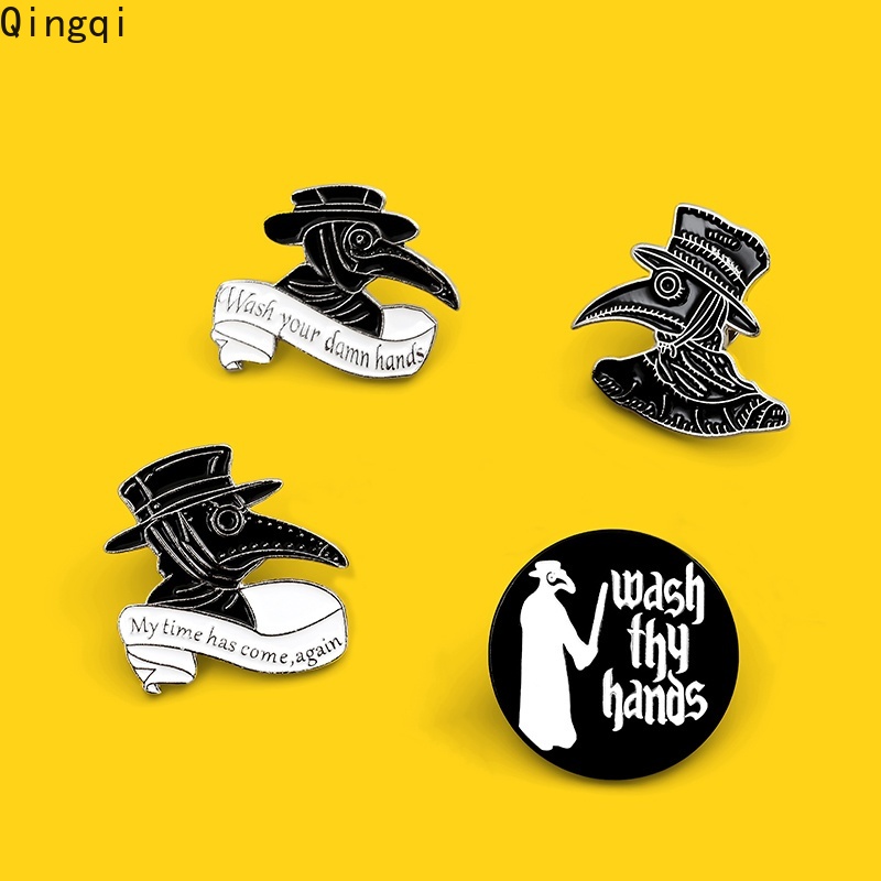 Bros Pin Enamel Desain Plague Doctor Gaya Gothic Untuk Tas / Kemeja