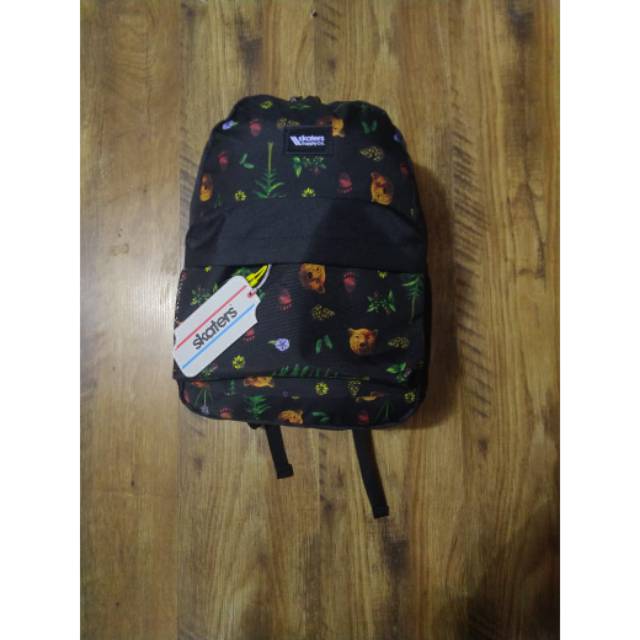 Tas Generik Skaters Beruang Hitam