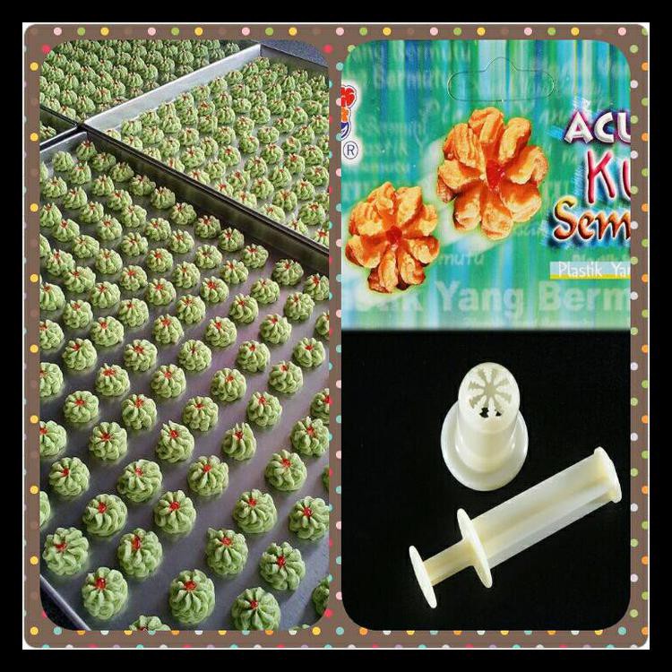 Semprit Dahlia Gerigi Cetakan Kue Kering