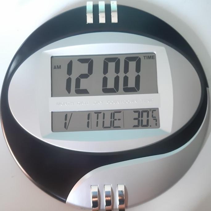 Jam Dinding Digital Jumbo 3885