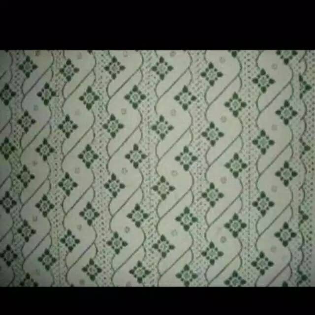 

Roll cat motif